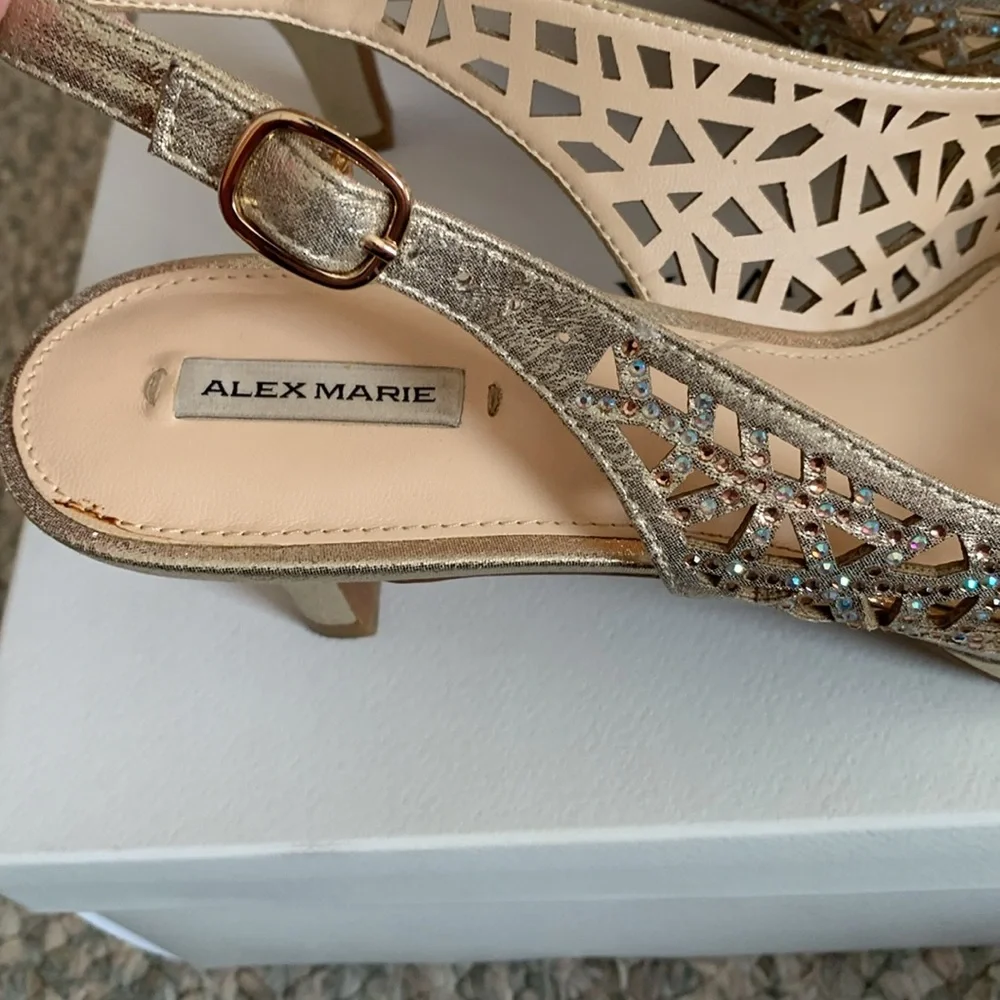 Alex Marie Gold 2 1/2” Heels with Intricate Cutout Design EUC